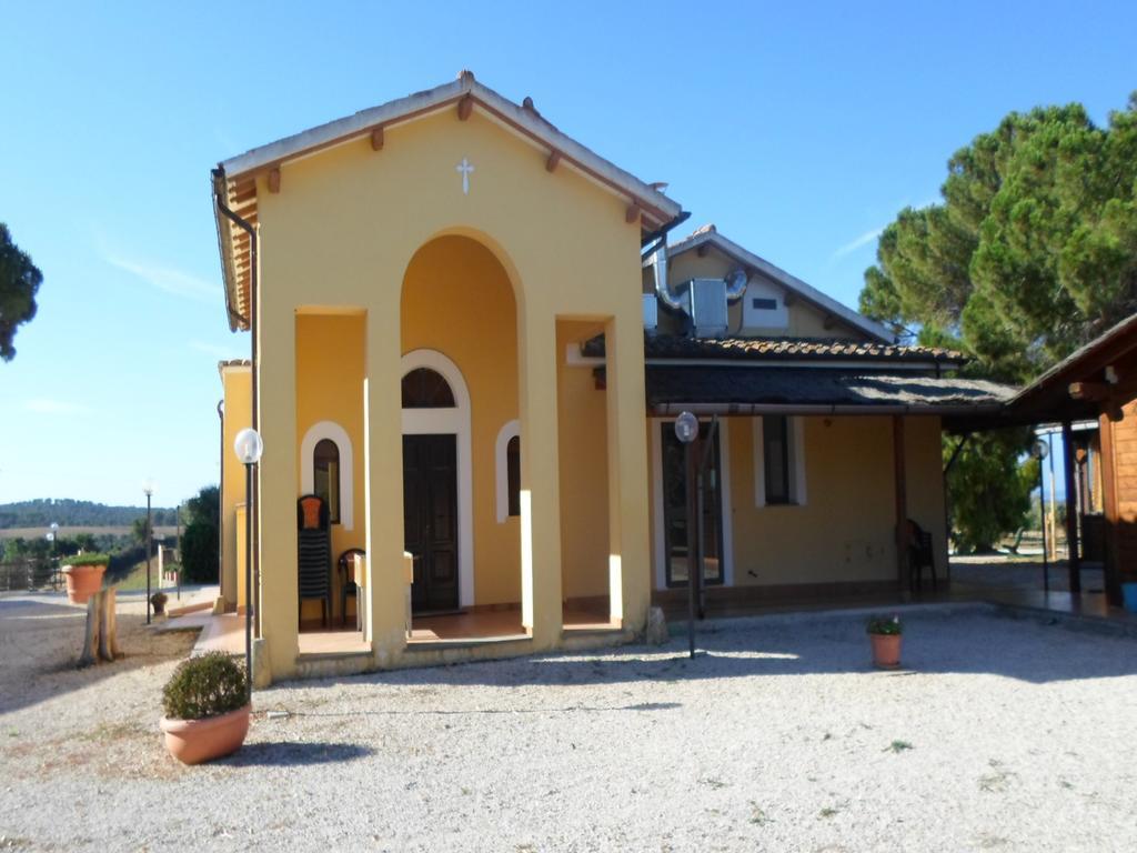 Agriturismo Toscanella Montebello Exterior photo